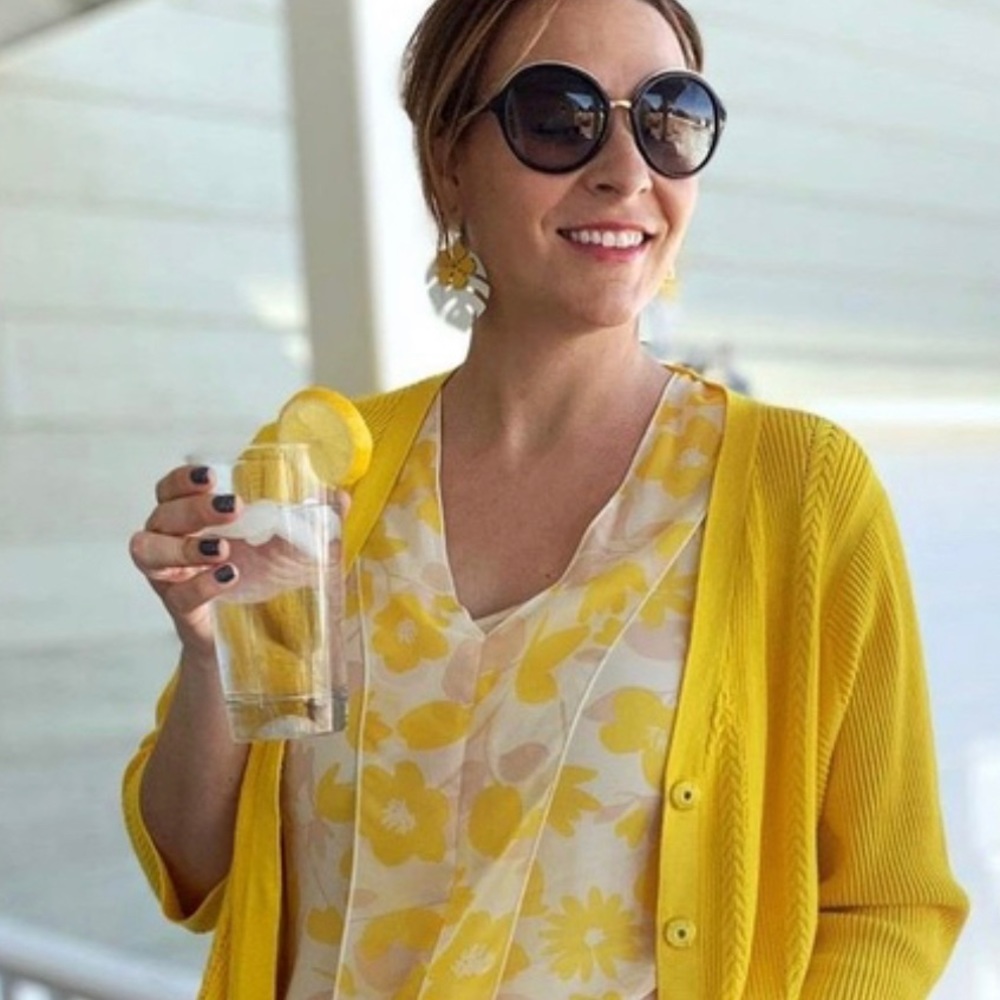 Last One. * | CAbi Front Porch Top/Scarf; Style 5726 - Picture 2 of 8